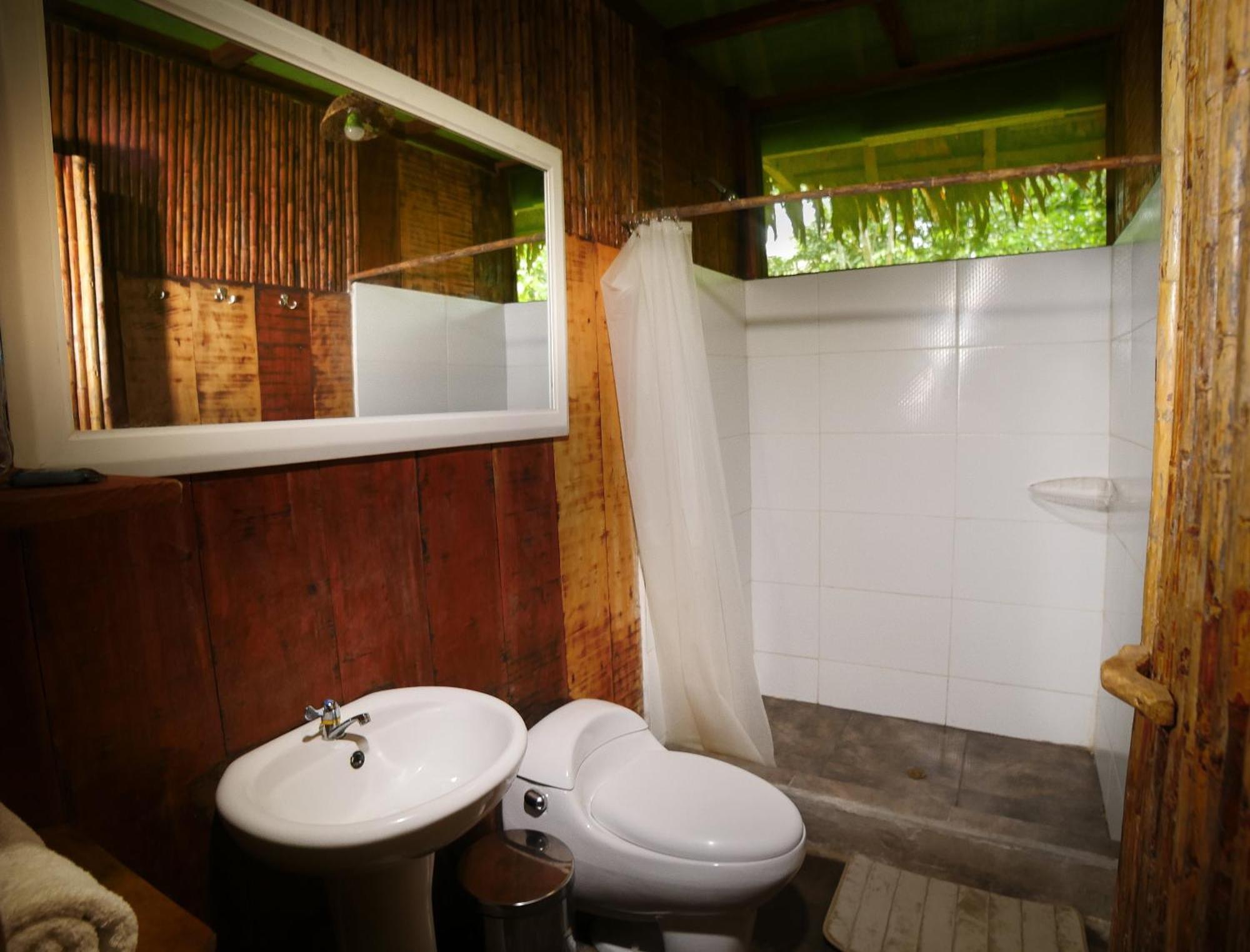 Aemak Iquitos Ecolodge Санта-Клара Экстерьер фото